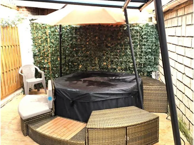 Spacieux Jacuzzi Terrasse Parking 10min Port D'honfleur Онфлёр